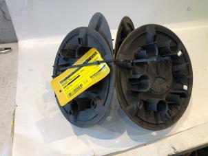 Gebruikte Wieldop set Mercedes Sprinter 3,5t (906.63) 310 CDI 16V Prijs € 30,25 Inclusief btw aangeboden door Tijdeman Mercedes Onderdelen