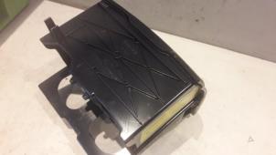 Gebruikte Opbergvak Mercedes Sprinter 3,5t (906.63) 316 CDI 16V Prijs € 36,30 Inclusief btw aangeboden door Tijdeman Mercedes Onderdelen