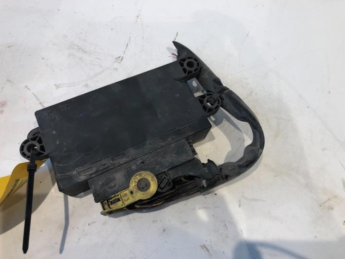 Gebruikte Adblue Computer Mercedes Vario 815D.816D 12V Prijs op aanvraag aangeboden door Tijdeman Mercedes Onderdelen