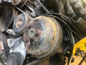 Gebruikte Stuurbekrachtiging Pomp Mercedes E (W124) 4.2 420 E 32V Prijs op aanvraag aangeboden door Tijdeman Mercedes Onderdelen