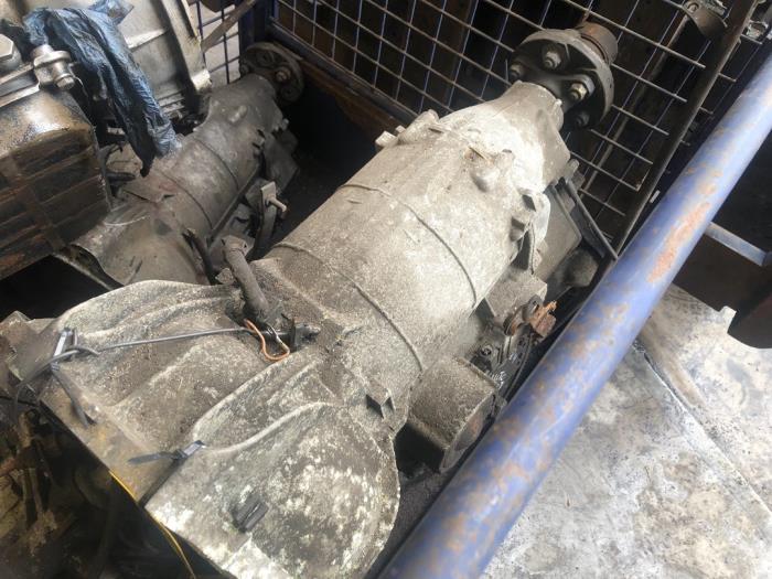 Gebruikte Automaatbak Mercedes 200-300 (W123) 250 Prijs € 500,00 Margeregeling aangeboden door Tijdeman Mercedes Onderdelen