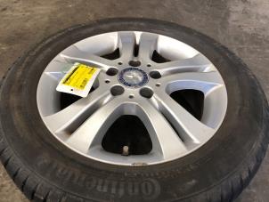 Gebruikte Velg + Winterband Mercedes B (W245) 1.7 B-170 16V Prijs op aanvraag aangeboden door Tijdeman Mercedes Onderdelen