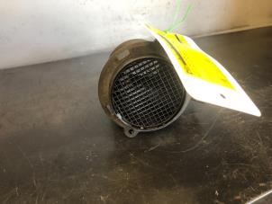 Gebruikte Luchtmassameter Mercedes E (W210) 2.2 E-220 CDI 16V Prijs op aanvraag aangeboden door Tijdeman Mercedes Onderdelen