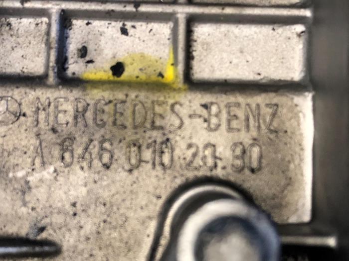 Kleppendeksel van een Mercedes-Benz Sprinter 3,5t (906.63) 309 CDI 16V 2007