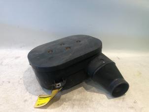 Gebruikte Luchtfilterhuis Mercedes E Combi diesel (S124) 3.0 300 TD Prijs op aanvraag aangeboden door Tijdeman Mercedes Onderdelen