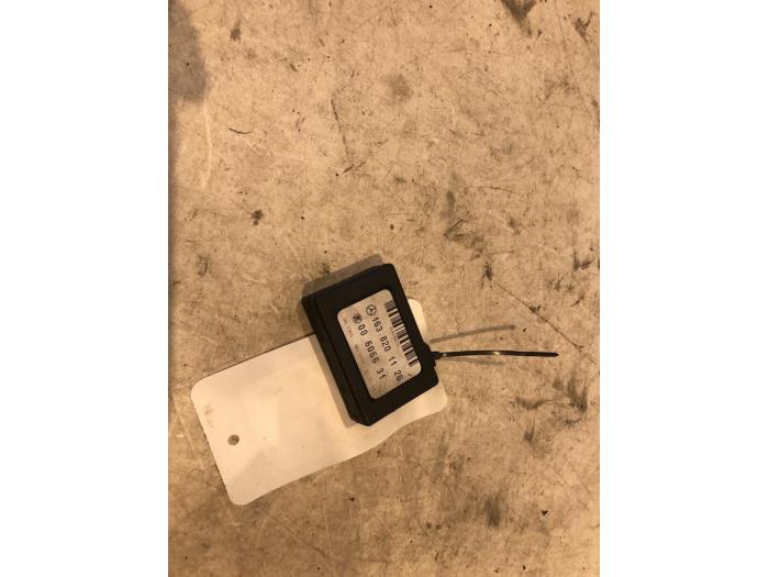 Gebruikte Regensensor Mercedes ML I (163) 270 2.7 CDI 20V Prijs op aanvraag aangeboden door Tijdeman Mercedes Onderdelen