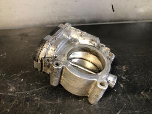 Gebruikte Gasklephuis Mercedes B (W245) 2.0 B-200 16V Turbo Prijs op aanvraag aangeboden door Tijdeman Mercedes Onderdelen