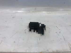 Gebruikte Turbodrukregelaar Mercedes A (W169) 2.0 A-180 CDI 16V 5-Drs. Prijs € 21,00 Margeregeling aangeboden door Tijdeman Mercedes Onderdelen