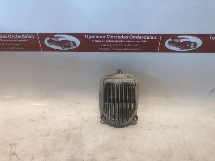 Gebruikte Xenon module Mercedes GLC Coupe (C253) 2.0 200 16V EQ Boost 4-Matic Prijs € 124,99 Margeregeling aangeboden door Tijdeman Mercedes Onderdelen