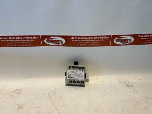 Gebruikte Module Centrale Deurvergrendeling Mercedes E (W213) Prijs € 53,00 Margeregeling aangeboden door Tijdeman Mercedes Onderdelen
