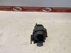 Gebruikte Druksensor Mercedes /8 Coupé (C114) 280 C Prijs € 175,00 Margeregeling aangeboden door Tijdeman Mercedes Onderdelen