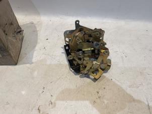 Nieuwe Portierslot Mechaniek 4Deurs links-voor Mercedes S (W140) 3.5 300 SD Turbo Diesel Prijs € 121,00 Inclusief btw aangeboden door Tijdeman Mercedes Onderdelen