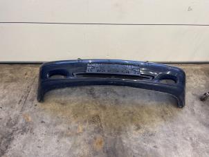 Gebruikte Voorbumper Mercedes S (W220) 3.2 S-320 18V Prijs € 175,00 Margeregeling aangeboden door Tijdeman Mercedes Onderdelen