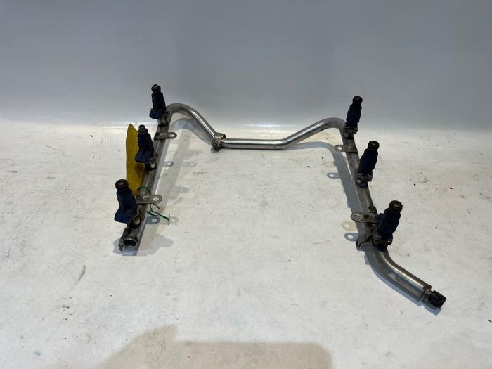 Gebruikte Common rail (Injectie) Mercedes ML I (163) 320 3.2 V6 18V Aut.Kat. Prijs € 75,00 Margeregeling aangeboden door Tijdeman Mercedes Onderdelen