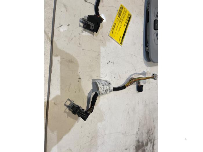 Gebruikte Diversen Mercedes C Combi (S203) 2.6 C-240 18V Prijs € 15,00 Margeregeling aangeboden door Tijdeman Mercedes Onderdelen
