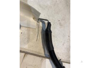 Gebruikte Kabel (diversen) Mercedes A (W176) 1.6 A-180 16V Prijs € 40,00 Margeregeling aangeboden door Tijdeman Mercedes Onderdelen