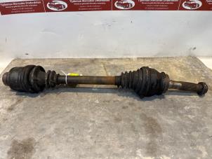 Gebruikte Homokineetas links-voor Mercedes MB 100D (631/643) MB 100D Prijs op aanvraag aangeboden door Tijdeman Mercedes Onderdelen