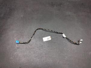 Gebruikte Radio bedrading Mercedes A (W176) 1.6 A-180 16V Prijs € 35,00 Margeregeling aangeboden door Tijdeman Mercedes Onderdelen