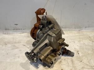 Gebruikte Oliepomp Mercedes Citan (415.6) 1.2 112 Prijs € 48,40 Inclusief btw aangeboden door Tijdeman Mercedes Onderdelen