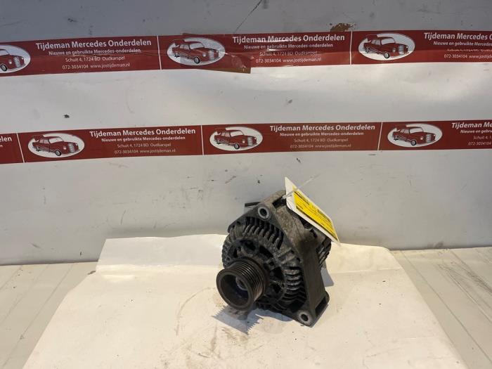 Gebruikte Dynamo Mercedes SLK (R170) 2.3 230 K 16V Prijs € 49,00 Margeregeling aangeboden door Tijdeman Mercedes Onderdelen