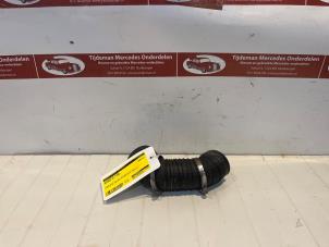 Gebruikte Intercooler Slang Mercedes SLK (R170) 2.3 230 K 16V Prijs € 25,00 Margeregeling aangeboden door Tijdeman Mercedes Onderdelen