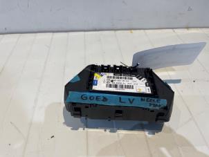 Gebruikte Schakelaar Stoelverstelling Mercedes S (W220) 3.2 S-320 18V Prijs € 145,00 Margeregeling aangeboden door Tijdeman Mercedes Onderdelen