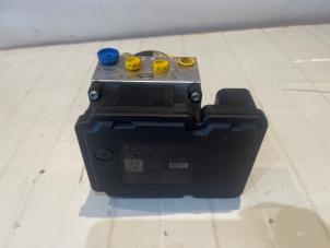 Gebruikte ABS Pomp Mercedes C (W204) 1.6 C-180 16V BlueEfficiency Prijs € 299,00 Margeregeling aangeboden door Tijdeman Mercedes Onderdelen