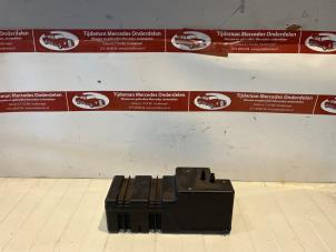 Gebruikte Motor Centrale Deurvergrendeling Mercedes E (W211) 1.8 E-200 CGI 16V Prijs € 200,00 Margeregeling aangeboden door Tijdeman Mercedes Onderdelen