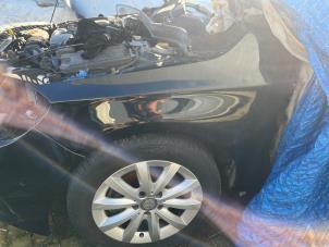 Gebruikte Scherm links-voor Mercedes A (W176) 1.6 A-180 16V Prijs € 150,00 Margeregeling aangeboden door Tijdeman Mercedes Onderdelen