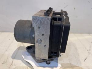 Gebruikte ABS Pomp Mercedes Sprinter 3,5t (906.63) 316 CDI 16V Prijs € 242,00 Inclusief btw aangeboden door Tijdeman Mercedes Onderdelen