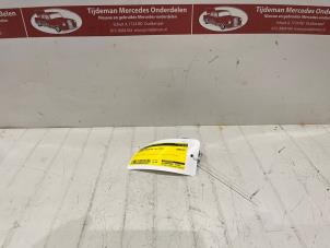 Gebruikte Sensor regen Mercedes Sprinter 3,5t (906.63) 316 CDI 16V Prijs € 71,39 Inclusief btw aangeboden door Tijdeman Mercedes Onderdelen