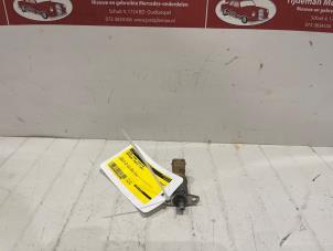 Gebruikte Koude start injector Mercedes 190 (W201) 2.3 E Prijs € 149,00 Margeregeling aangeboden door Tijdeman Mercedes Onderdelen