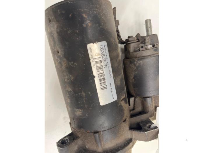 Startmotor van een Mercedes-Benz ML I (163) 270 2.7 CDI 20V 2003