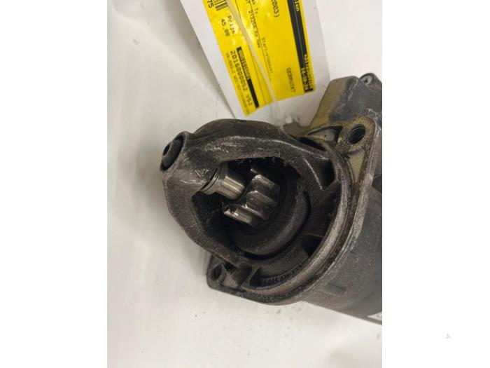 Startmotor van een Mercedes-Benz ML I (163) 270 2.7 CDI 20V 2003