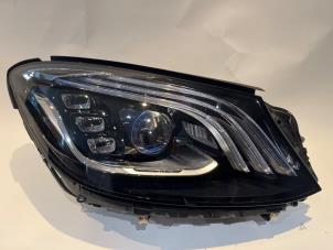 Gebruikte Koplamp rechts Mercedes S AMG (W222) 4.0 S-63 L AMG V8 Turbo 4-Matic+ Prijs € 1.089,00 Inclusief btw aangeboden door Tijdeman Mercedes Onderdelen