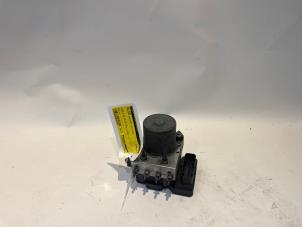 Gebruikte ABS Pomp Mercedes Sprinter 3,5t (906.63) 310 CDI 16V Prijs € 302,50 Inclusief btw aangeboden door Tijdeman Mercedes Onderdelen