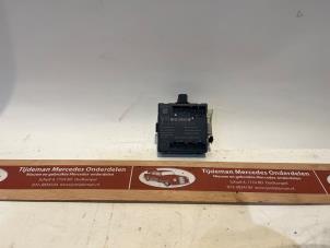 Gebruikte Deur module Mercedes E (C207) E-350 CGI V6 24V Prijs € 39,99 Margeregeling aangeboden door Tijdeman Mercedes Onderdelen