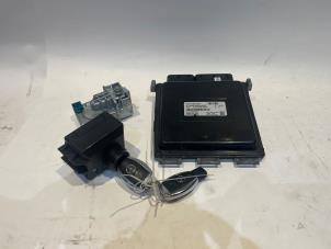 Gebruikte Kontaktslot + computer Mercedes C Estate (S204) 1.8 C-180 CGI 16V Prijs op aanvraag aangeboden door Tijdeman Mercedes Onderdelen