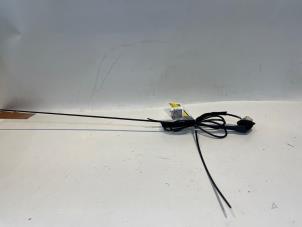 Gebruikte Antenne Mercedes Citan (415.6) 1.5 109 CDI Prijs € 50,82 Inclusief btw aangeboden door Tijdeman Mercedes Onderdelen