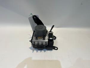 Gebruikte ABS Pomp Mercedes Citan (415.6) 1.5 109 CDI Prijs € 180,29 Inclusief btw aangeboden door Tijdeman Mercedes Onderdelen