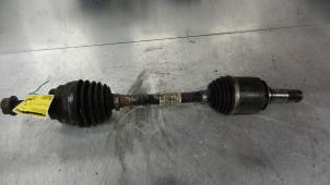 Gebruikte Cardanas links-voor (VWA) Mercedes ML II (164/4JG) 3.0 ML-280 CDI 4-Matic V6 24V Prijs € 75,00 Margeregeling aangeboden door Tijdeman Mercedes Onderdelen