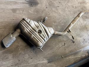 Gebruikte Uitlaat Einddemper Mercedes ML II (164/4JG) 3.0 ML-280 CDI 4-Matic V6 24V Prijs € 125,00 Margeregeling aangeboden door Tijdeman Mercedes Onderdelen