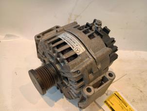 Gebruikte Dynamo Mercedes Sprinter 3,5t (906.63) 310 CDI 16V Prijs € 121,00 Inclusief btw aangeboden door Tijdeman Mercedes Onderdelen