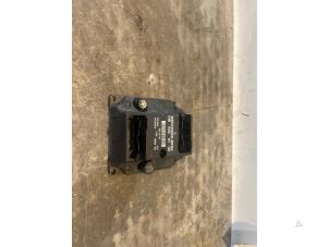 Gebruikte Ontstekingcomputer Mercedes C (W202) 1.8 C-180 16V Prijs € 275,00 Margeregeling aangeboden door Tijdeman Mercedes Onderdelen