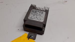 Gebruikte Koelvin module Mercedes CLK (C208) 2.0 200K Evo 16V Prijs € 45,00 Margeregeling aangeboden door Tijdeman Mercedes Onderdelen