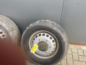 Gebruikte Velg + Band Mercedes Sprinter 4,6t (906.65) 413 CDI 16V Prijs € 121,00 Inclusief btw aangeboden door Tijdeman Mercedes Onderdelen