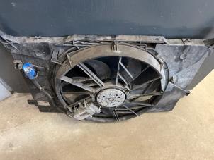 Gebruikte Koelvin Mercedes A (W169) 2.0 A-160 CDI 16V 3-Drs. Prijs € 49,00 Margeregeling aangeboden door Tijdeman Mercedes Onderdelen