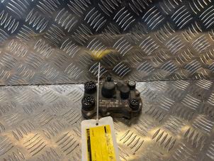 Gebruikte Ontstekingsmodule Mercedes S (W126) 420 SE,SEL Prijs € 400,00 Margeregeling aangeboden door Tijdeman Mercedes Onderdelen