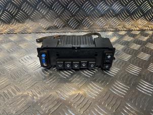 Gebruikte Airco bedieningspaneel Mercedes S (W126) 420 SE,SEL Prijs € 149,00 Margeregeling aangeboden door Tijdeman Mercedes Onderdelen