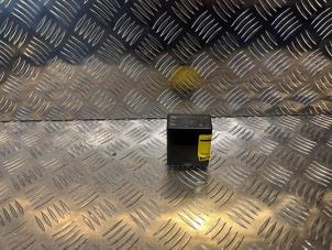 Gebruikte Brandstofpomp relais Mercedes S (W126) 420 SE,SEL Prijs op aanvraag aangeboden door Tijdeman Mercedes Onderdelen